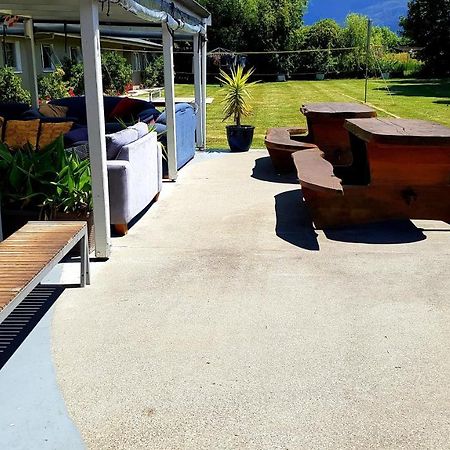 Happy Apple Backpackers Hostel Motueka Εξωτερικό φωτογραφία